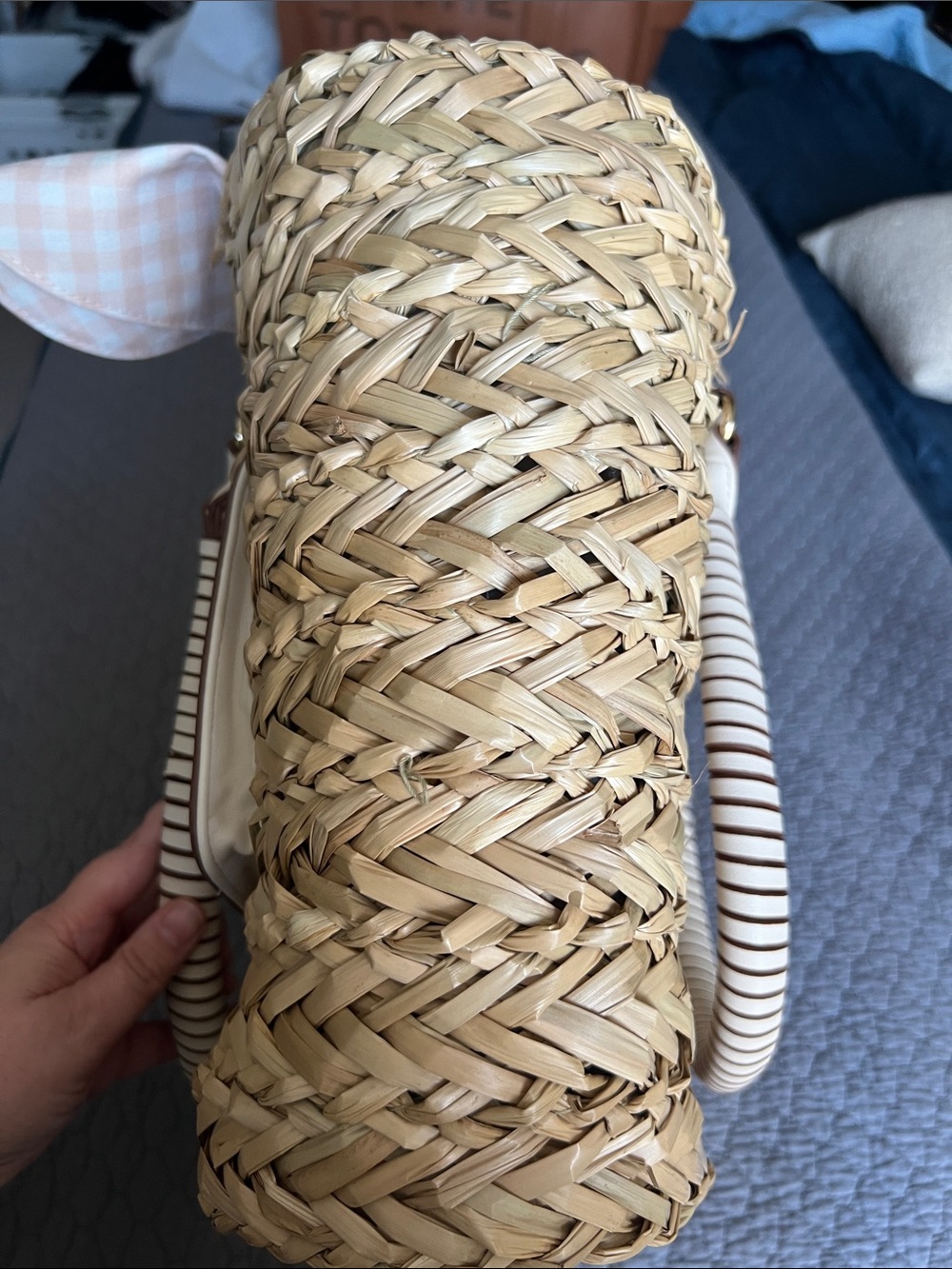 Poppy & Peonies straw tote with wrapped handles - Picture 8 of 13